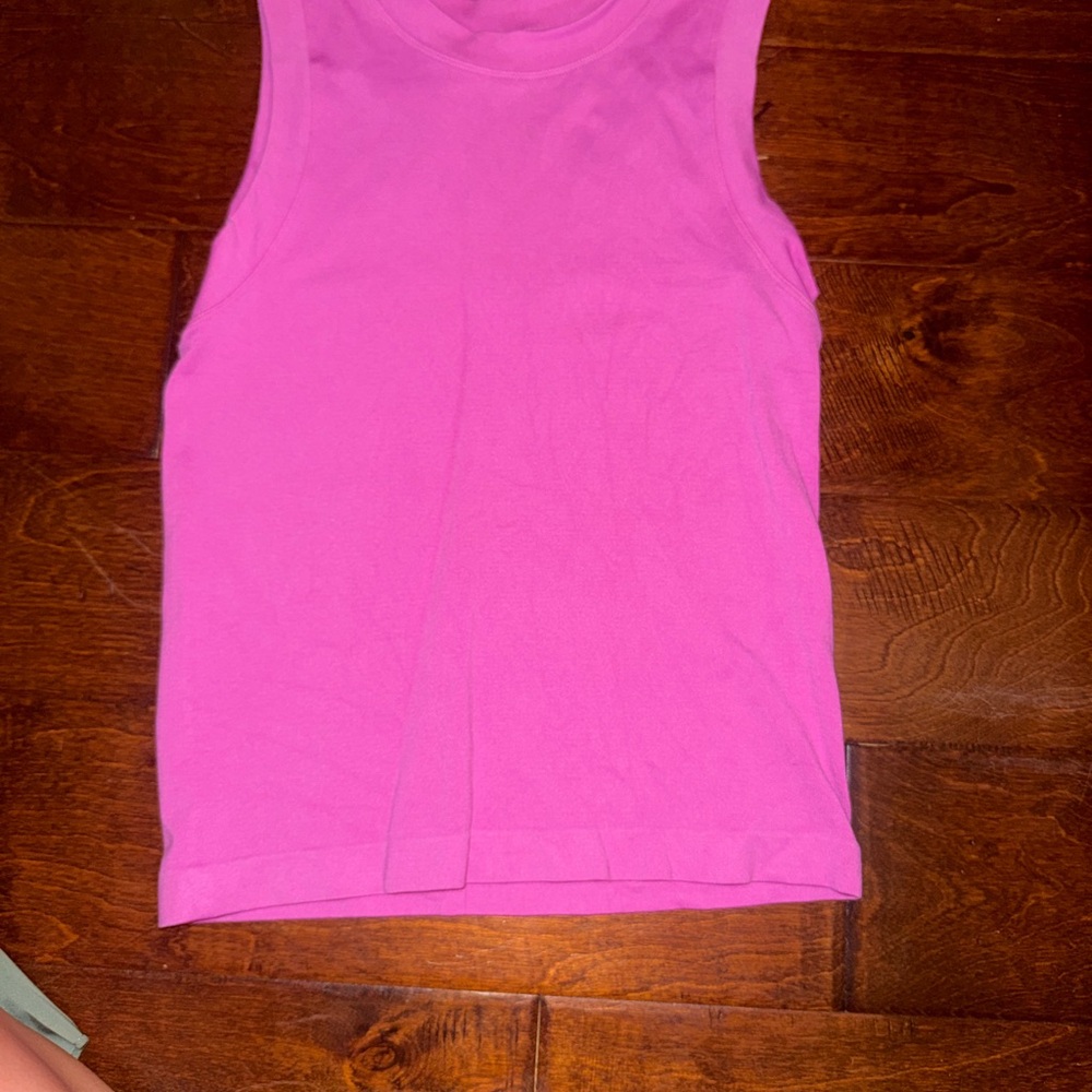 DYNAMIC tank top